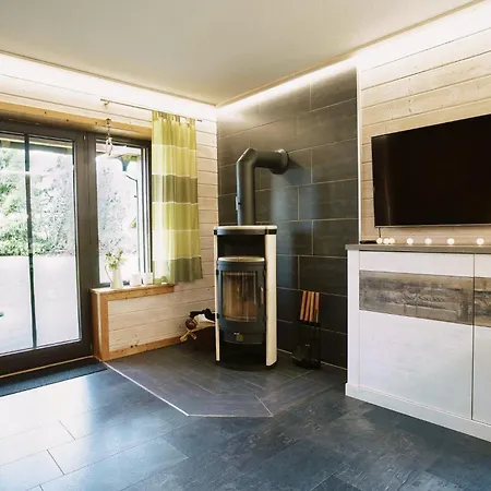 بيت للعطل Modernes Mit Kamin & Garten In Ruhiger Lage